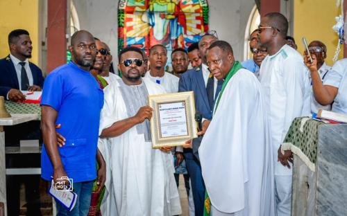 Ajadi Wins Grand Patron Award.
