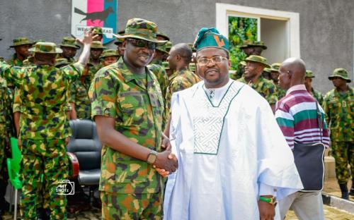 Ajadi celebrates promotion of over sixty (60) soldiers from private ranks to Warrant Officers at the 174 Battalion of the Nigeria Army at Odogunyan, Lagos.