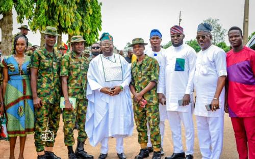 Ajadi celebrates promotion of over sixty (60) soldiers from private ranks to Warrant Officers at the 174 Battalion of the Nigeria Army at Odogunyan, Lagos.